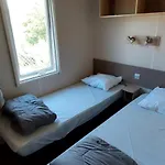 Les Sirenes - Mobilhome 9 *