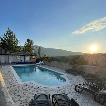 Camping Les Sirenes *