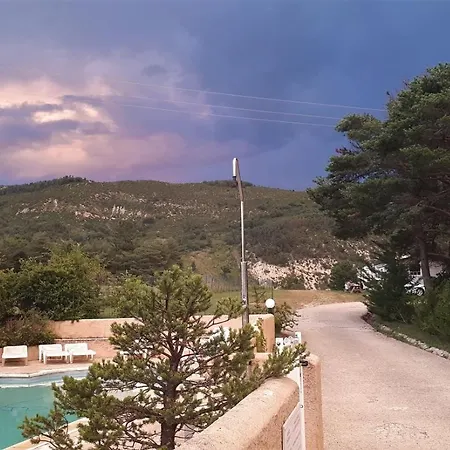 Campsite Les Sirenes *
